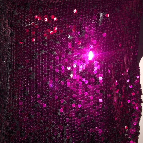 Top - Picture 2 of 3